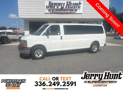 White 2017 Chevrolet Express 3500 LT for sale in Lexington, NC