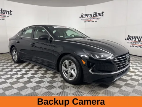 More photos of 2021 Hyundai Sonata SE at Jerry Hunt Supercenter - Lexington, NC