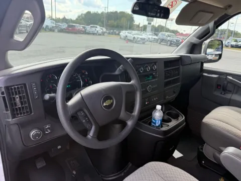 More photos of 2019 Chevrolet Express 3500 LT at Jerry Hunt Supercenter - Lexington, NC