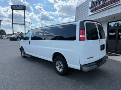 More photos of 2019 Chevrolet Express 3500 LT at Jerry Hunt Supercenter - Lexington, NC