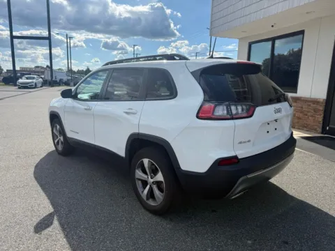 More photos of 2022 Jeep Cherokee Limited at Jerry Hunt Supercenter - Lexington, NC