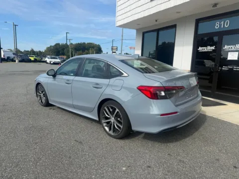 More photos of 2023 Honda Civic Touring at Jerry Hunt Supercenter - Lexington, NC