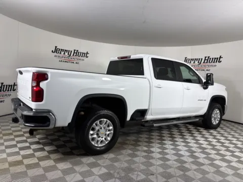 More photos of 2024 Chevrolet Silverado 2500HD LT at Jerry Hunt Supercenter - Lexington, NC