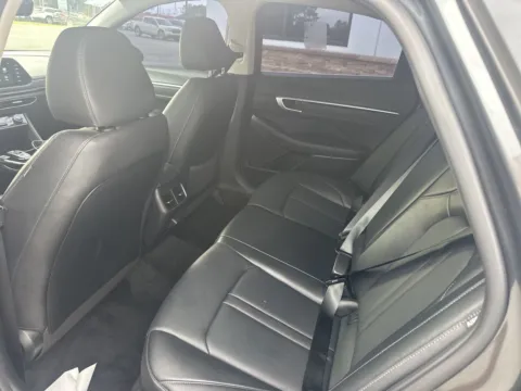 More photos of 2022 Hyundai Sonata Limited at Jerry Hunt Supercenter - Lexington, NC