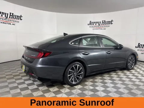 More photos of 2022 Hyundai Sonata Limited at Jerry Hunt Supercenter - Lexington, NC