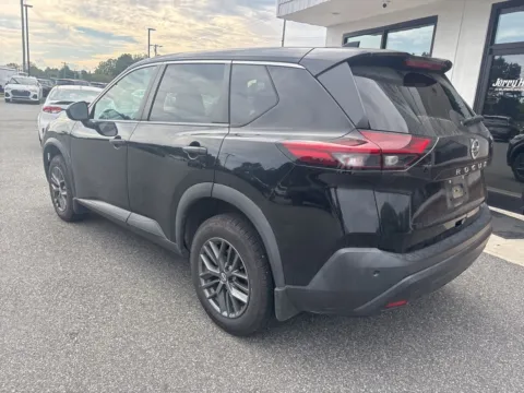 More photos of 2021 Nissan Rogue S at Jerry Hunt Supercenter - Lexington, NC
