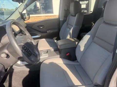 Photos of 2022 Nissan Frontier SV for sale in Lexington, NC at Jerry Hunt Supercenter - Lexington