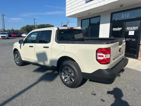 More photos of 2025 Ford Maverick XLT at Jerry Hunt Supercenter - Lexington, NC