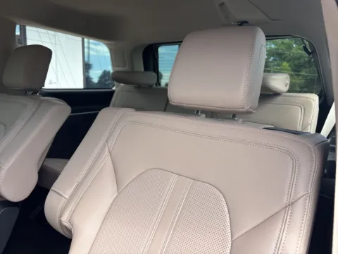 More photos of 2024 Ford Expedition Limited at Jerry Hunt Supercenter - Lexington, NC