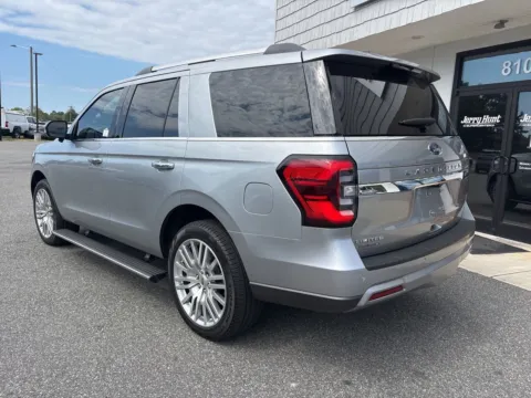 More photos of 2024 Ford Expedition Limited at Jerry Hunt Supercenter - Lexington, NC