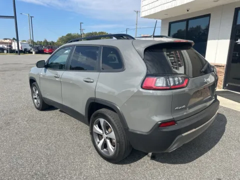 More photos of 2022 Jeep Cherokee Limited at Jerry Hunt Supercenter - Lexington, NC