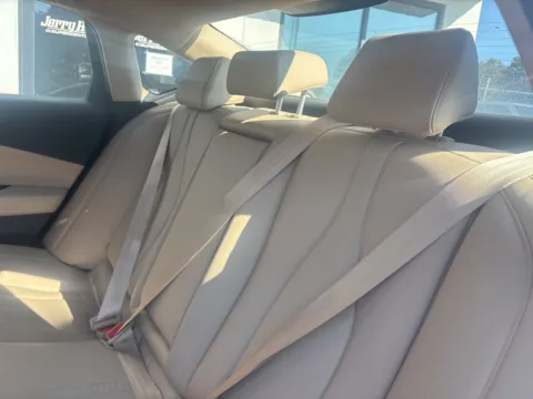 More photos of 2021 Acura TLX at Jerry Hunt Supercenter - Lexington, NC