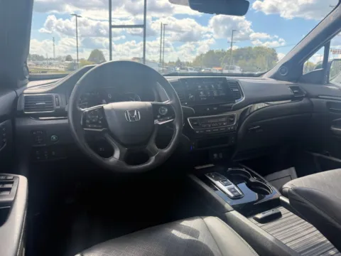 More photos of 2022 Honda Passport Elite at Jerry Hunt Supercenter - Lexington, NC