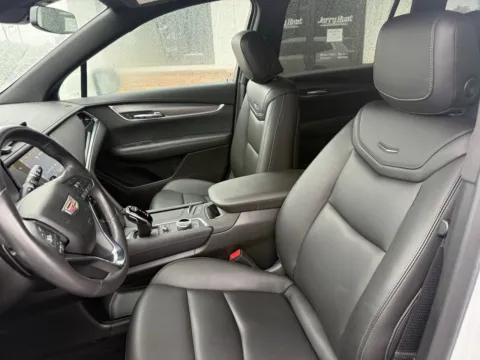 Photos of 2023 Cadillac XT6 Luxury for sale in Lexington, NC at Jerry Hunt Supercenter - Lexington