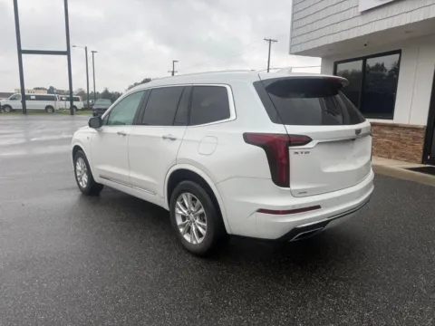 More photos of 2023 Cadillac XT6 Luxury at Jerry Hunt Supercenter - Lexington, NC