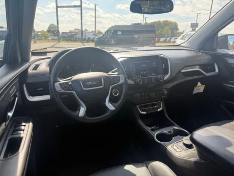 More photos of 2022 GMC Terrain SLT at Jerry Hunt Supercenter - Lexington, NC