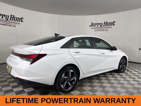 More photos of 2023 Hyundai Elantra SEL at Jerry Hunt Supercenter - Lexington, NC
