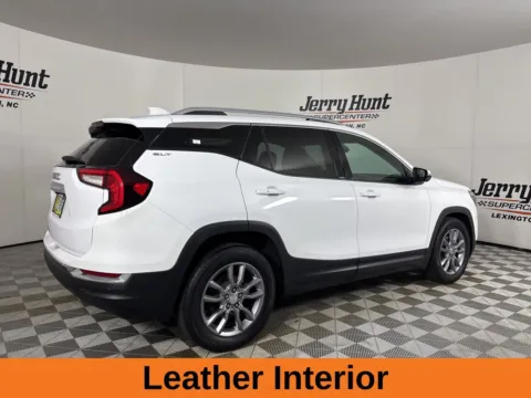 More photos of 2022 GMC Terrain SLT at Jerry Hunt Supercenter - Lexington, NC