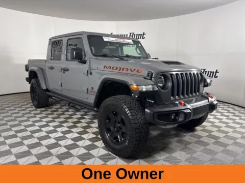 More photos of 2022 Jeep Gladiator Mojave at Jerry Hunt Supercenter - Lexington, NC