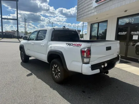 More photos of 2023 Toyota Tacoma TRD Off-Road at Jerry Hunt Supercenter - Lexington, NC