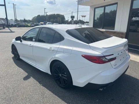 More photos of 2025 Toyota Camry SE at Jerry Hunt Supercenter - Lexington, NC