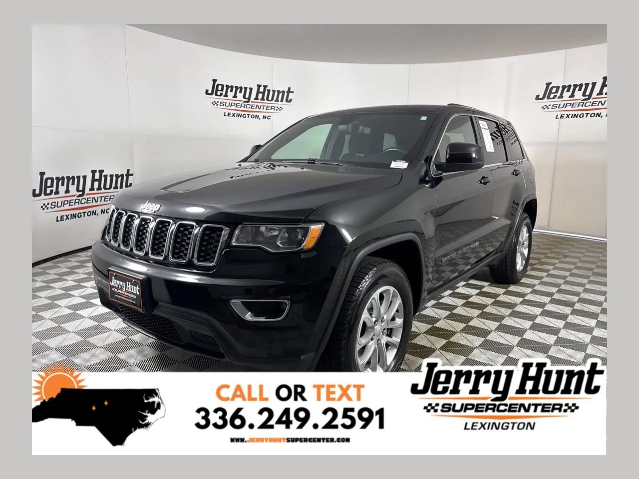 2022 Jeep Grand Cherokee WK Laredo E's photo