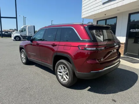 More photos of 2023 Jeep Grand Cherokee Laredo at Jerry Hunt Supercenter - Lexington, NC