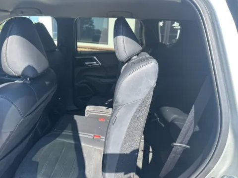 More photos of 2024 Mitsubishi Outlander SE at Jerry Hunt Supercenter - Lexington, NC