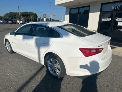 More photos of 2024 Chevrolet Malibu LT at Jerry Hunt Supercenter - Lexington, NC