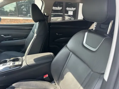 Photos of 2022 Hyundai Tucson Limited for sale in Lexington, NC at Jerry Hunt Supercenter - Lexington