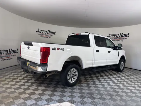 More photos of 2022 Ford F-250SD XLT at Jerry Hunt Supercenter - Lexington, NC