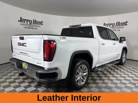 More photos of 2020 GMC Sierra 1500 SLT at Jerry Hunt Supercenter - Lexington, NC