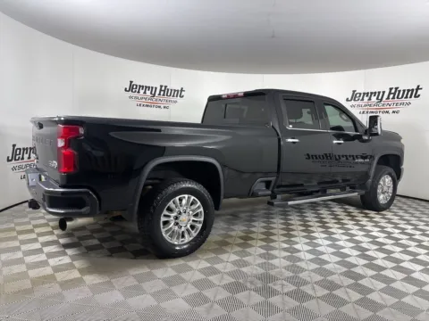 More photos of 2021 Chevrolet Silverado 2500HD High Country at Jerry Hunt Supercenter - Lexington, NC