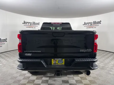 More photos of 2021 Chevrolet Silverado 2500HD High Country at Jerry Hunt Supercenter - Lexington, NC