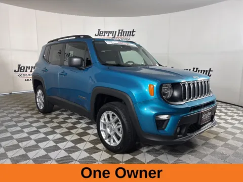 More photos of 2022 Jeep Renegade Latitude at Jerry Hunt Supercenter - Lexington, NC