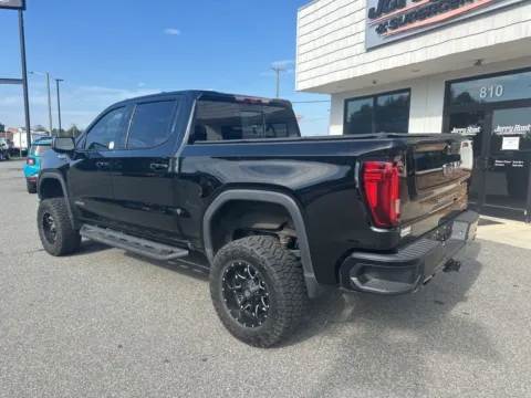 More photos of 2022 GMC Sierra 1500 AT4 at Jerry Hunt Supercenter - Lexington, NC