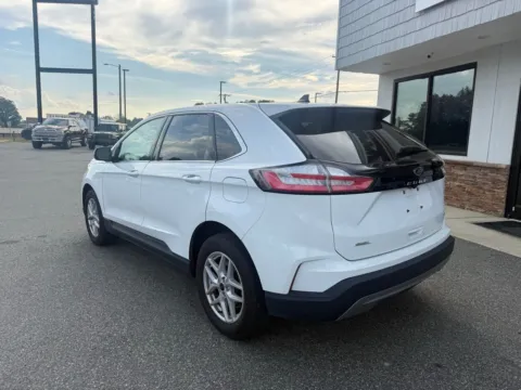 More photos of 2024 Ford Edge SEL at Jerry Hunt Supercenter - Lexington, NC