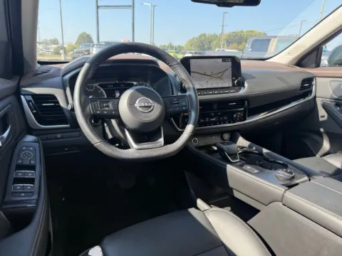 More photos of 2022 Nissan Rogue SL at Jerry Hunt Supercenter - Lexington, NC