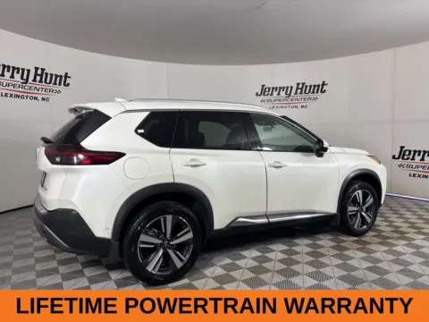 More photos of 2023 Nissan Rogue SL at Jerry Hunt Supercenter - Lexington, NC