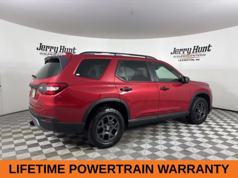 More photos of 2024 Honda Pilot TrailSport at Jerry Hunt Supercenter - Lexington, NC