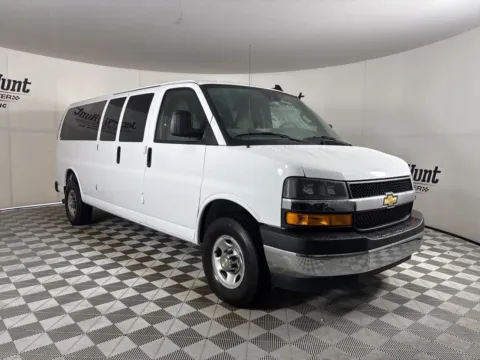 More photos of 2024 Chevrolet Express 3500 LT at Jerry Hunt Supercenter - Lexington, NC