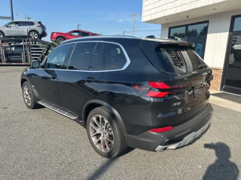 More photos of 2025 BMW X5 sDrive40i at Jerry Hunt Supercenter - Lexington, NC