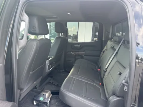 More photos of 2021 GMC Sierra 1500 Denali at Jerry Hunt Supercenter - Lexington, NC