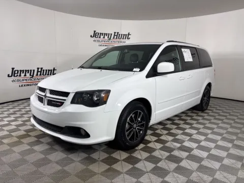 White 2017 Dodge Grand Caravan GT for sale in Lexington, NC