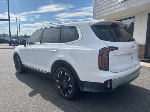 More photos of 2023 Kia Telluride SX at Jerry Hunt Supercenter - Lexington, NC
