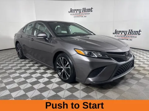 More photos of 2020 Toyota Camry SE at Jerry Hunt Supercenter - Lexington, NC