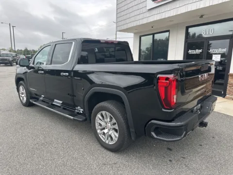More photos of 2021 GMC Sierra 1500 Denali at Jerry Hunt Supercenter - Lexington, NC