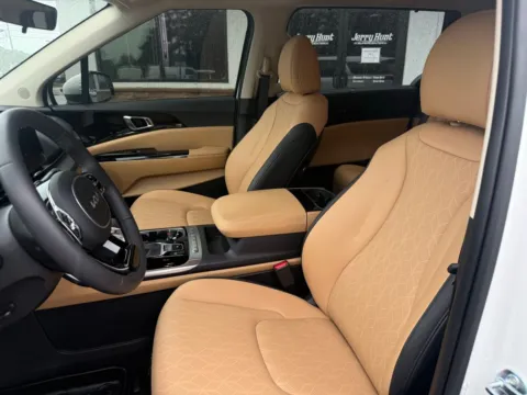 Photos of 2024 Kia Carnival EX for sale in Lexington, NC at Jerry Hunt Supercenter - Lexington