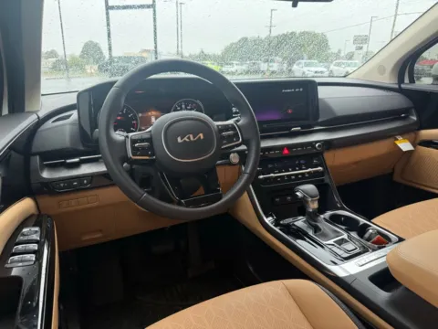 More photos of 2024 Kia Carnival EX at Jerry Hunt Supercenter - Lexington, NC