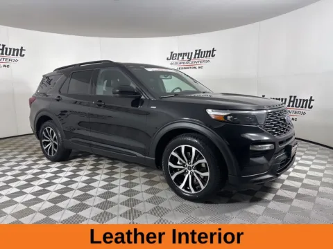 More photos of 2022 Ford Explorer ST-Line at Jerry Hunt Supercenter - Lexington, NC